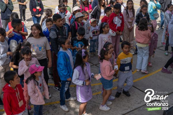 tarima-principal-bazar-de-la-confianza-boyaca-11