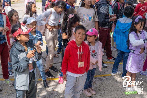 tarima-principal-bazar-de-la-confianza-boyaca-12