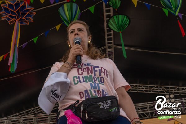 tarima-principal-bazar-de-la-confianza-boyaca-22