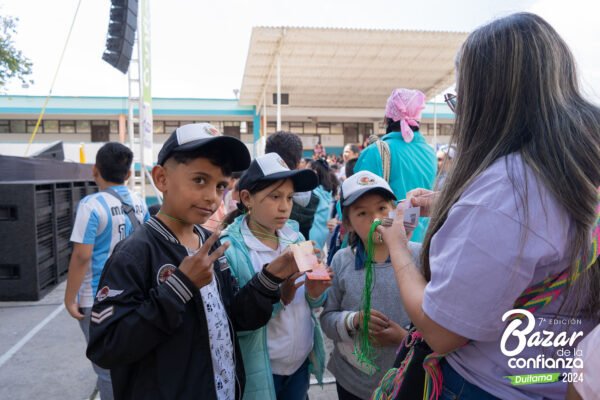 tarima-principal-bazar-de-la-confianza-boyaca-29