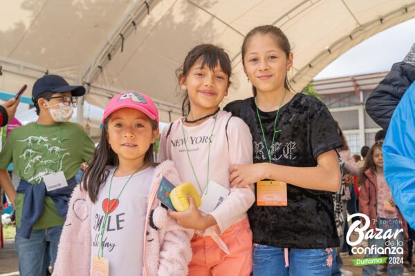 tarima-principal-bazar-de-la-confianza-boyaca-7