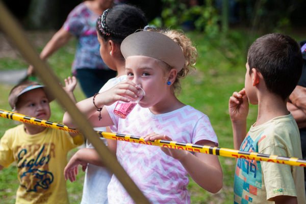 14610169428_83e6e0d6ca_h