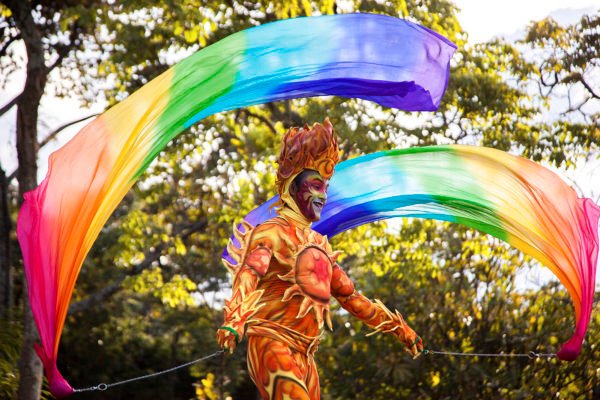 14645382147_aae8878f2c_h