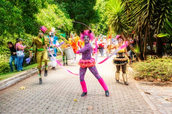 14794506284_b0b288777b_h