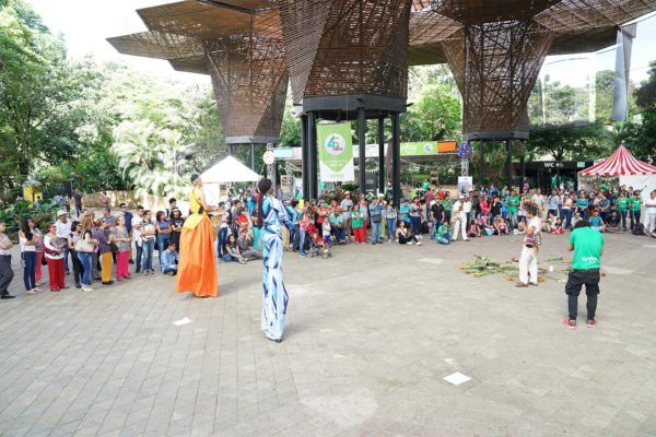 Bazar-de-la-confianza-Confiar-2017-15