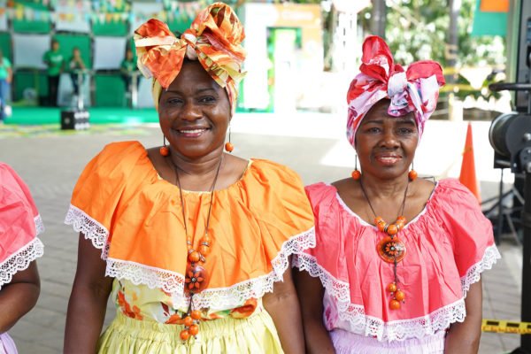 Bazar-de-la-confianza-Confiar-2017-4