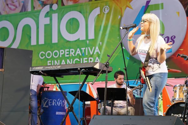 Bazar-de-la-confianza-Confiar-2017-51