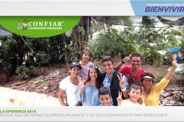 foto-bazar-de-la-confianza-2016-123