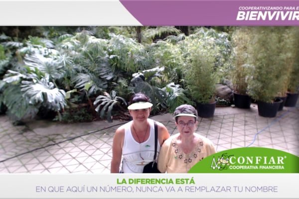 foto-bazar-de-la-confianza-2016-141