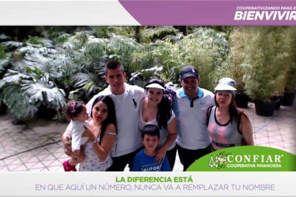 foto-bazar-de-la-confianza-2016-152