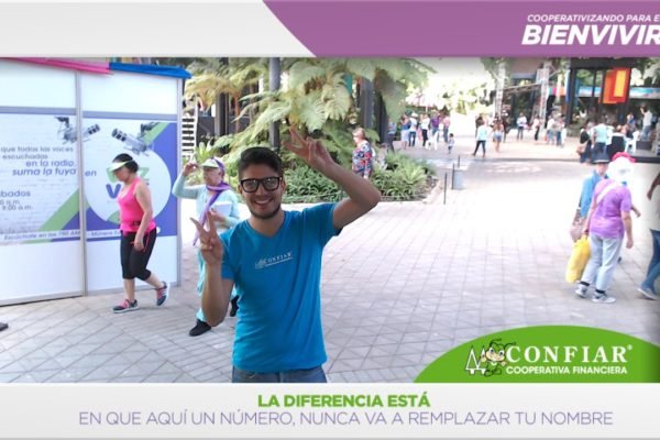 foto-bazar-de-la-confianza-2016-17