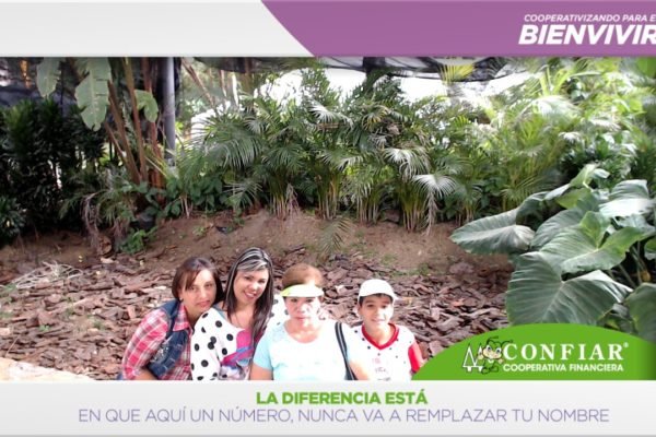 foto-bazar-de-la-confianza-2016-170