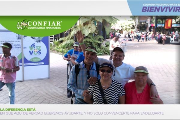 foto-bazar-de-la-confianza-2016-25