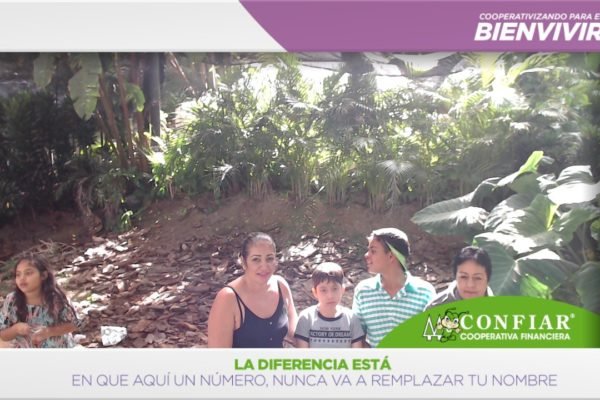 foto-bazar-de-la-confianza-2016-297