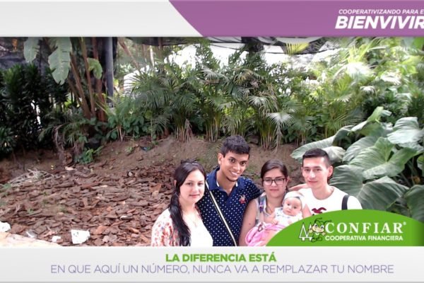 foto-bazar-de-la-confianza-2016-308