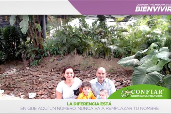 foto-bazar-de-la-confianza-2016-310