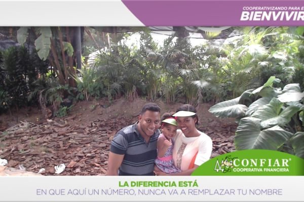 foto-bazar-de-la-confianza-2016-345