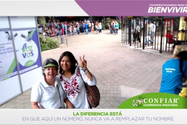 foto-bazar-de-la-confianza-2016-38