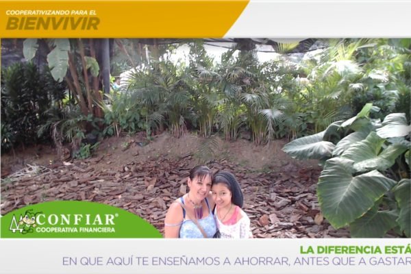 foto-bazar-de-la-confianza-2016-380