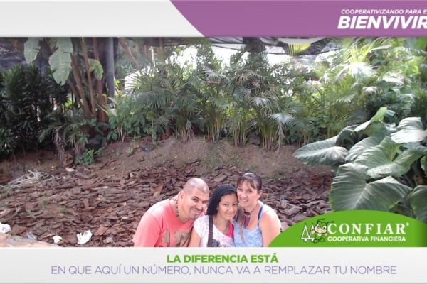 foto-bazar-de-la-confianza-2016-381