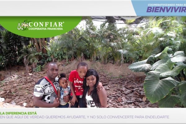 foto-bazar-de-la-confianza-2016-393