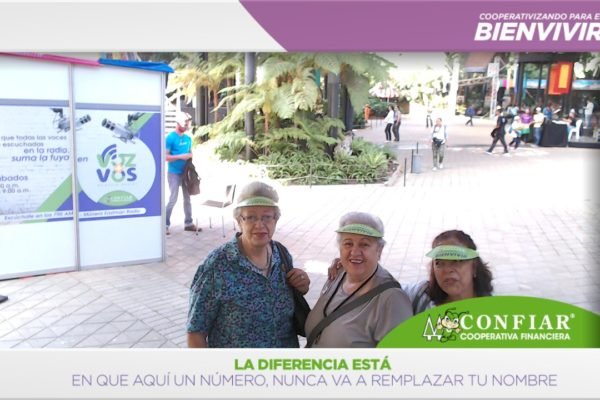 foto-bazar-de-la-confianza-2016-4