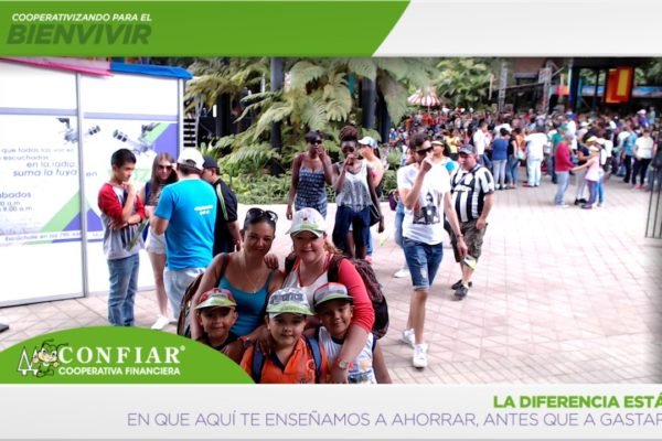 foto-bazar-de-la-confianza-2016-57