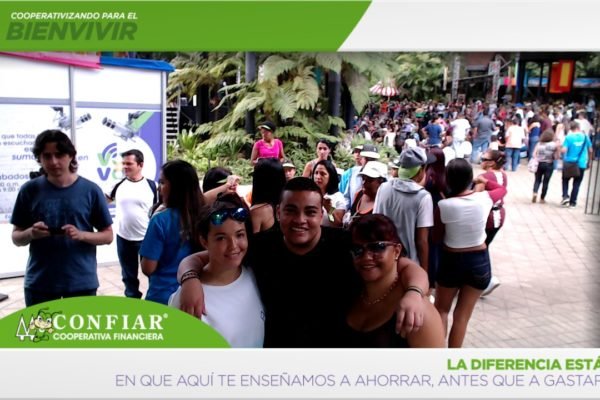 foto-bazar-de-la-confianza-2016-63