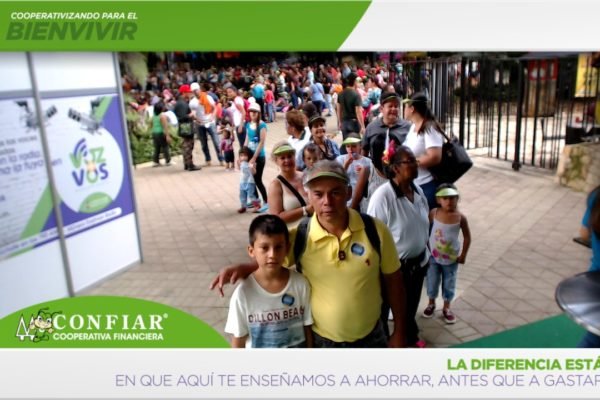 foto-bazar-de-la-confianza-2016-75