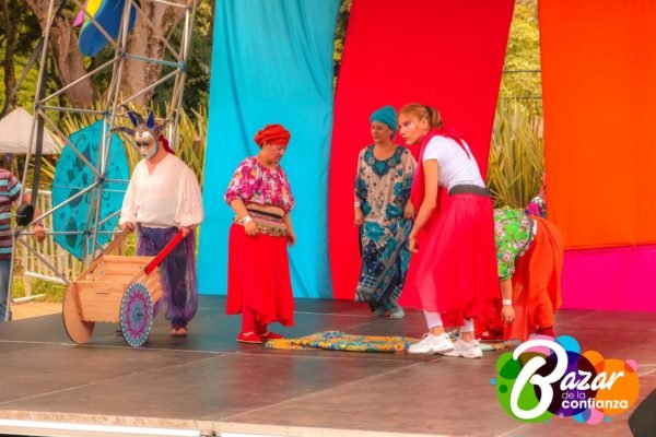Artistas_Itinerantes_-Bazar_de_la_Confianza-35