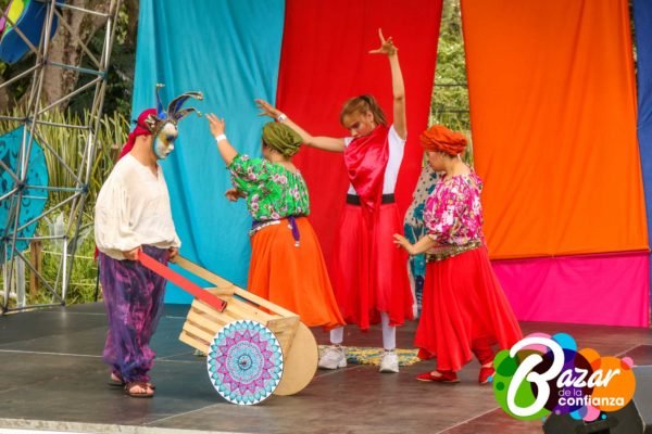 Artistas_Itinerantes_-Bazar_de_la_Confianza-36