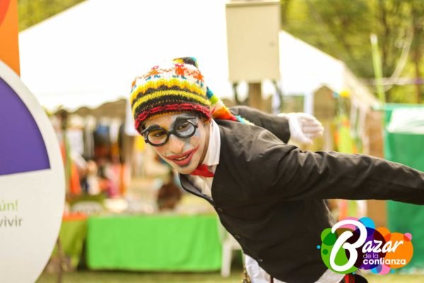 Artistas_Itinerantes_-Bazar_de_la_Confianza-54