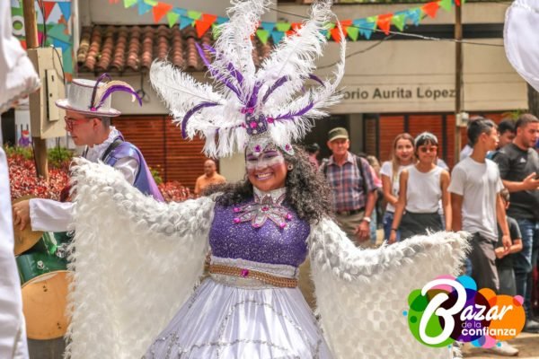 Artistas_Itinerantes_-Bazar_de_la_Confianza-6