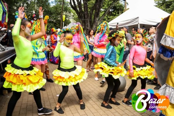 Artistas_Itinerantes_-Bazar_de_la_Confianza-64