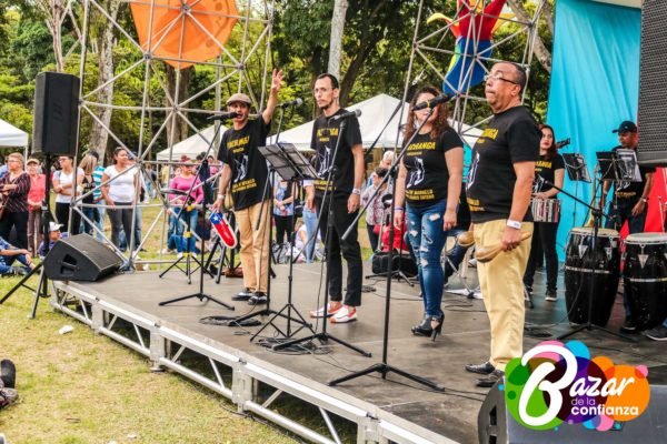 Artistas_Itinerantes_-Bazar_de_la_Confianza-82