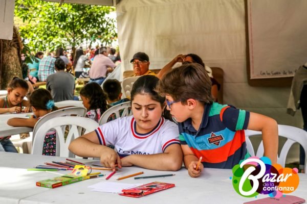 Confiar_en_la_Juventud_-Bazar_de_la_Confianza-28