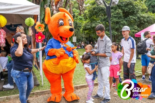 Confiar_en_la_Juventud_-Bazar_de_la_Confianza-78