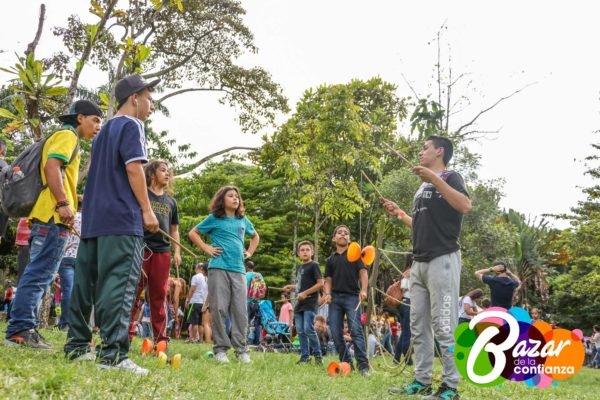 Confiar_en_la_Juventud_-Bazar_de_la_Confianza-90