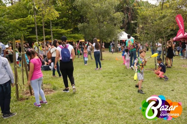 Confiar_en_la_Juventud_-Bazar_de_la_Confianza-95