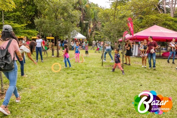 Confiar_en_la_Juventud_-Bazar_de_la_Confianza-97