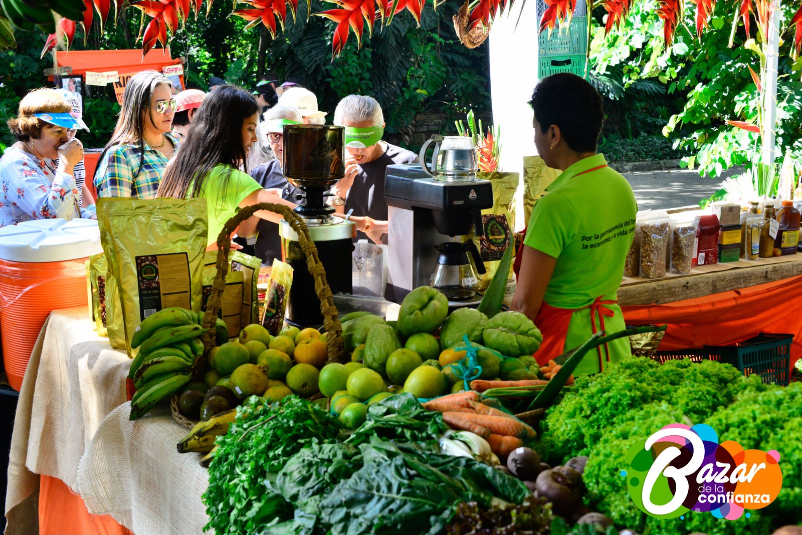 Lleva tu bolsa ¡Vamos a mercar al Bazar de la Confianza!