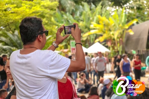 Tarima_Principal_-Bazar_de_la_Confianza-71