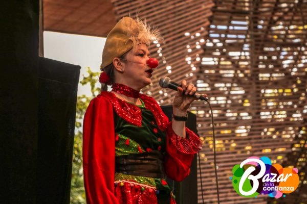 Tarima_Principal_-Bazar_de_la_Confianza-8