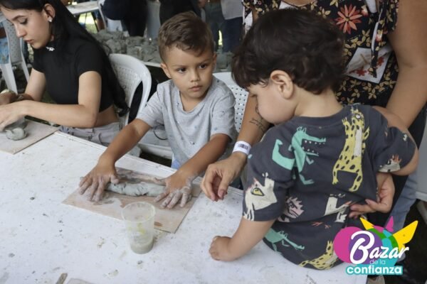 Confiar-en-la-Juventud-BazardelaConfianza-2022-36