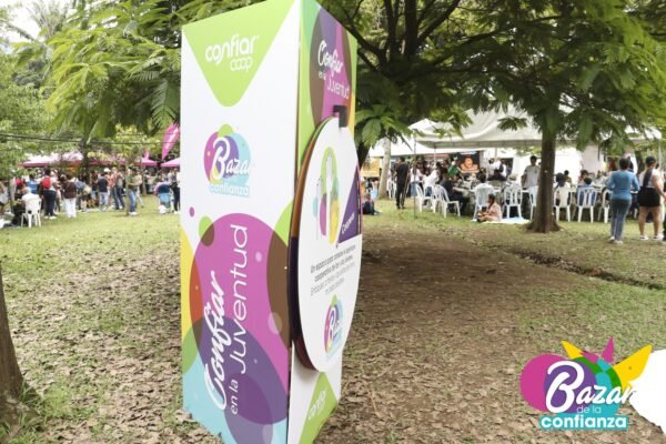 Confiar-en-la-Juventud-BazardelaConfianza-2022-52