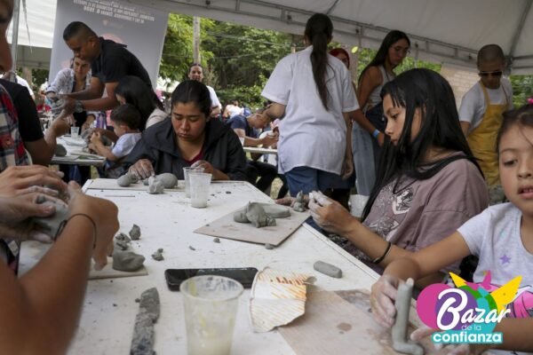 Confiar-en-la-Juventud-BazardelaConfianza-2022-64