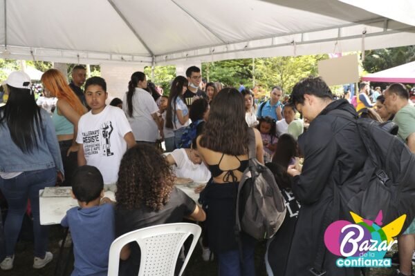 Confiar-en-la-Juventud-BazardelaConfianza-2022-80