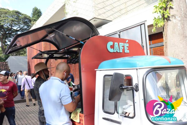 Sabores-de-Confianza-BazardelaConfianz a-2022 (144)