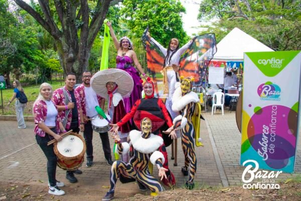 ARTES-VIVAS-BAZAR-DE-LA-CONFIANZA-IMG_3899 (24)