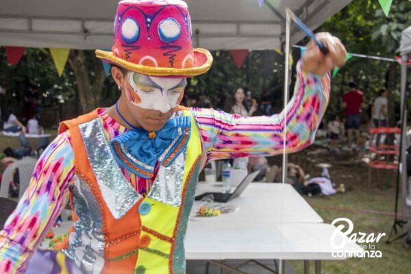 ARTES-VIVAS-BAZAR-DE-LA-CONFIANZA-IMG_3899 (44)